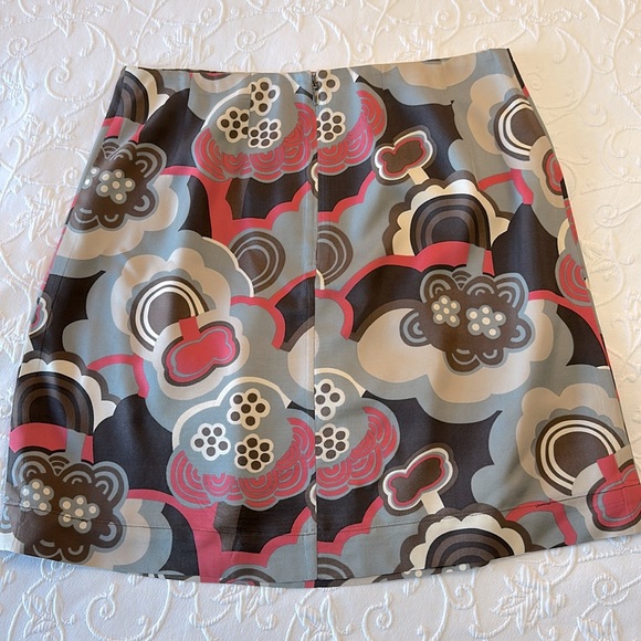 Boden Abstract Floral Silk Mini Skirt with Pleats in Pink/Gray/Brown Size 8‎ - Picture 6 of 9